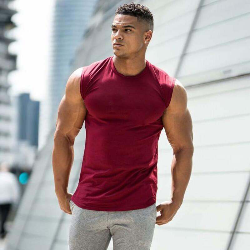 Men's breathable gym vest in cotton blend for comfortable workouts